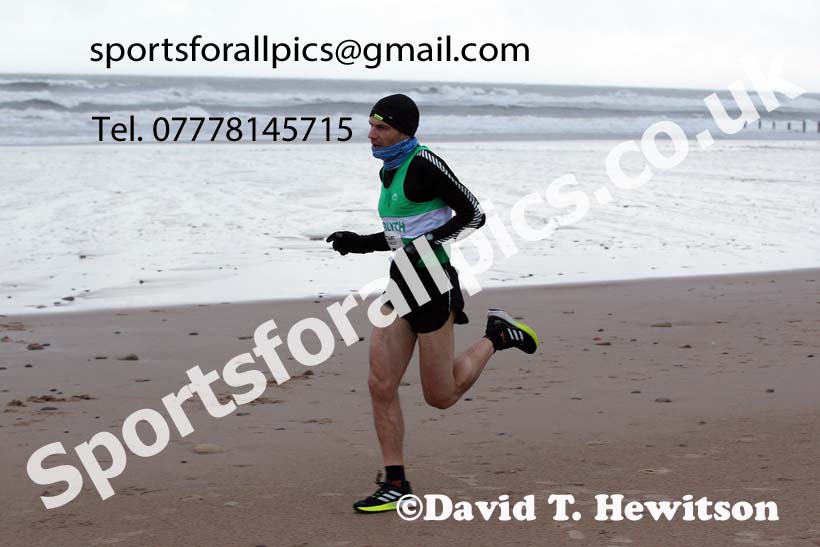The 2021 Blyth Sands Race, December 5th. Photo: David T. Hewitson/Sports for All Pics